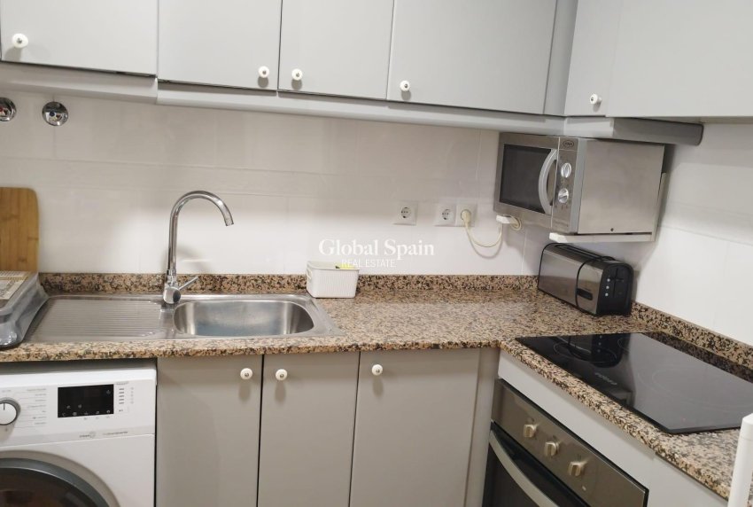 Odsprzedaż - PENTHOUSE -
TORREVIEJA - La Mata