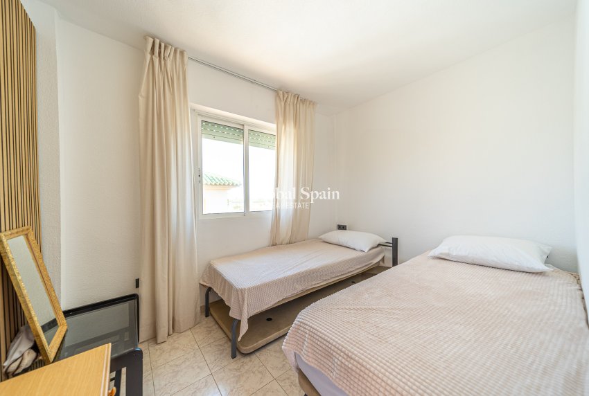 Odsprzedaż - PENTHOUSE -
TORREVIEJA - La Mata