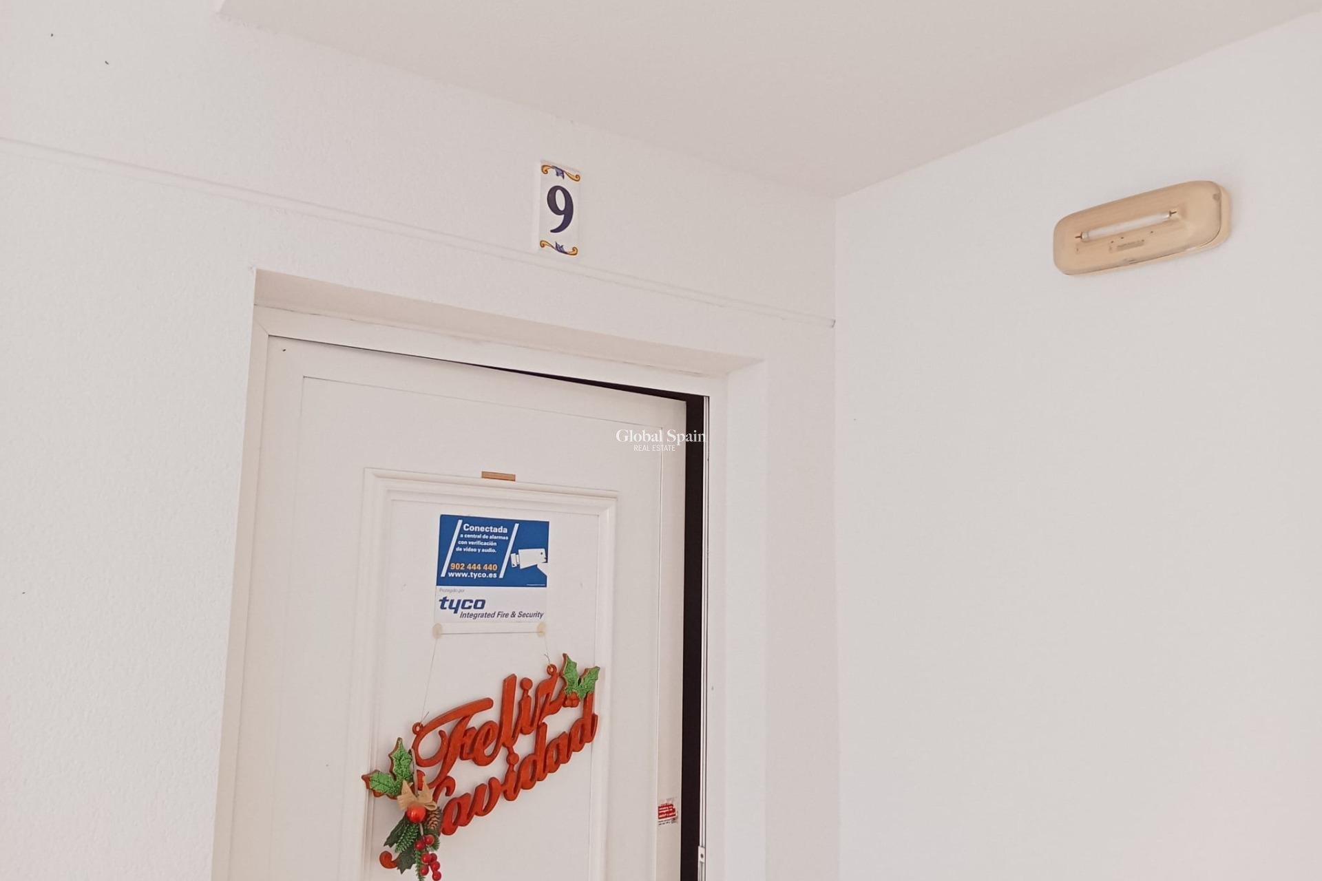 Odsprzedaż - PENTHOUSE -
TORREVIEJA - La Veleta