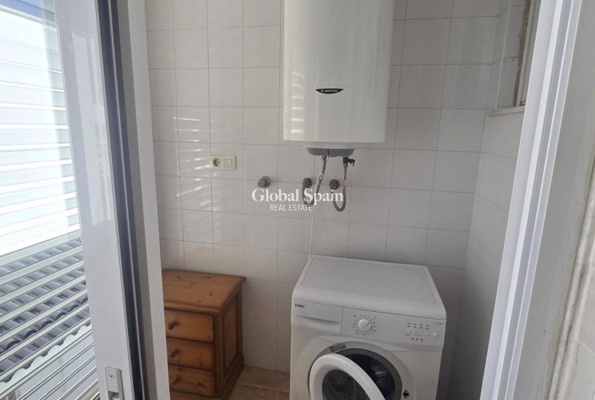 Odsprzedaż - PENTHOUSE -
TORREVIEJA - La Veleta