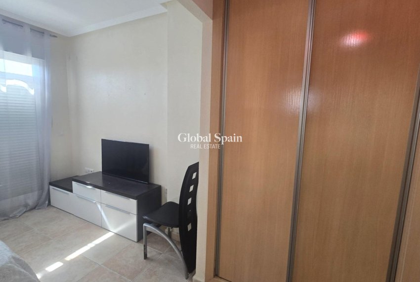 Odsprzedaż - PENTHOUSE -
TORREVIEJA - La Veleta