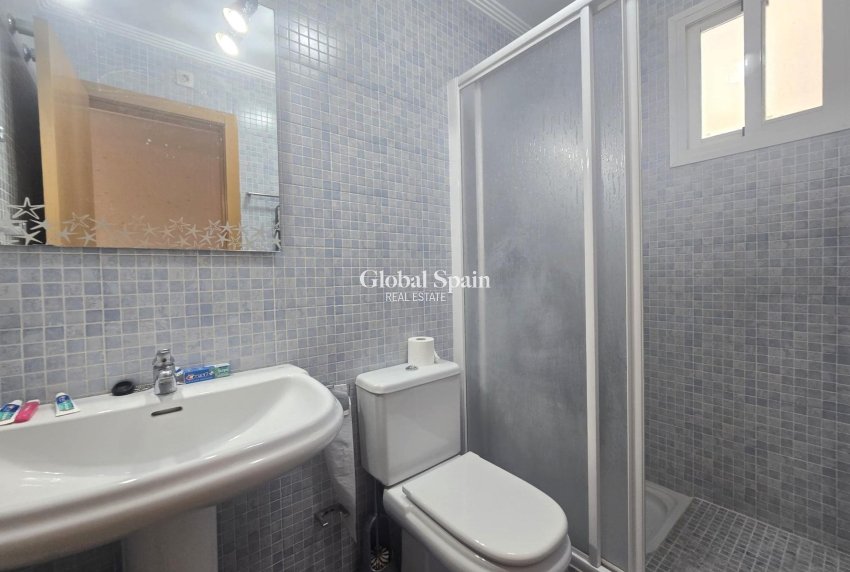 Odsprzedaż - PENTHOUSE -
TORREVIEJA - La Veleta