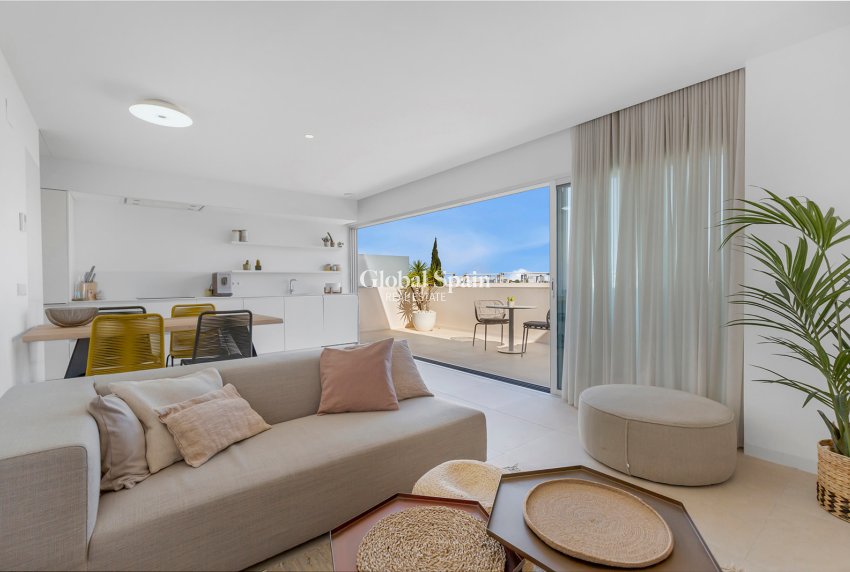 Odsprzedaż - PENTHOUSE -
TORREVIEJA - LOS BALCONES - LOS ALTOS