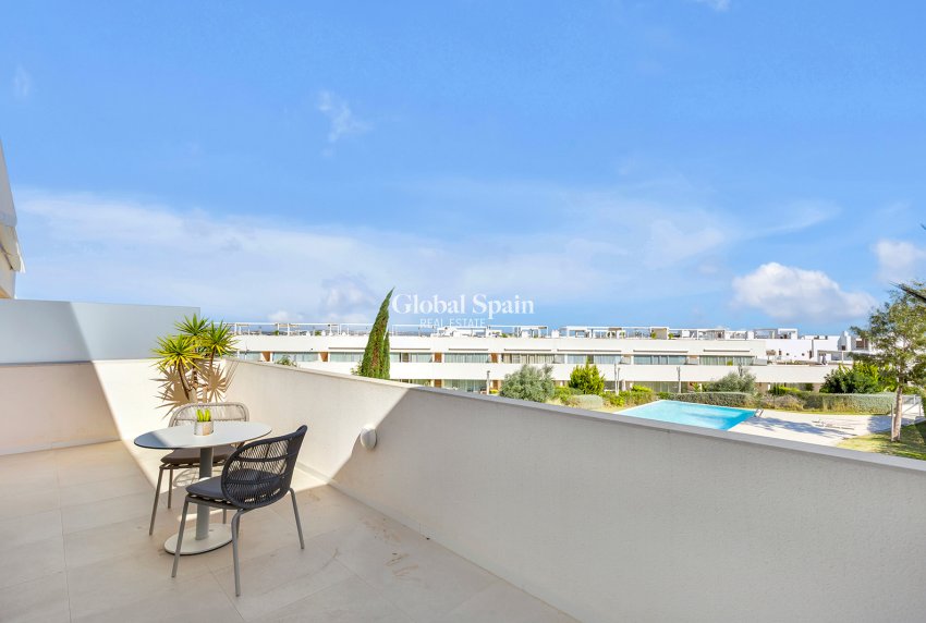 Odsprzedaż - PENTHOUSE -
TORREVIEJA - LOS BALCONES - LOS ALTOS