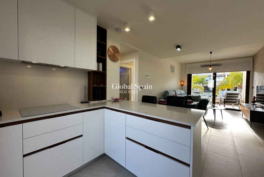 Odsprzedaż - PENTHOUSE -
TORREVIEJA - LOS BALCONES - LOS ALTOS