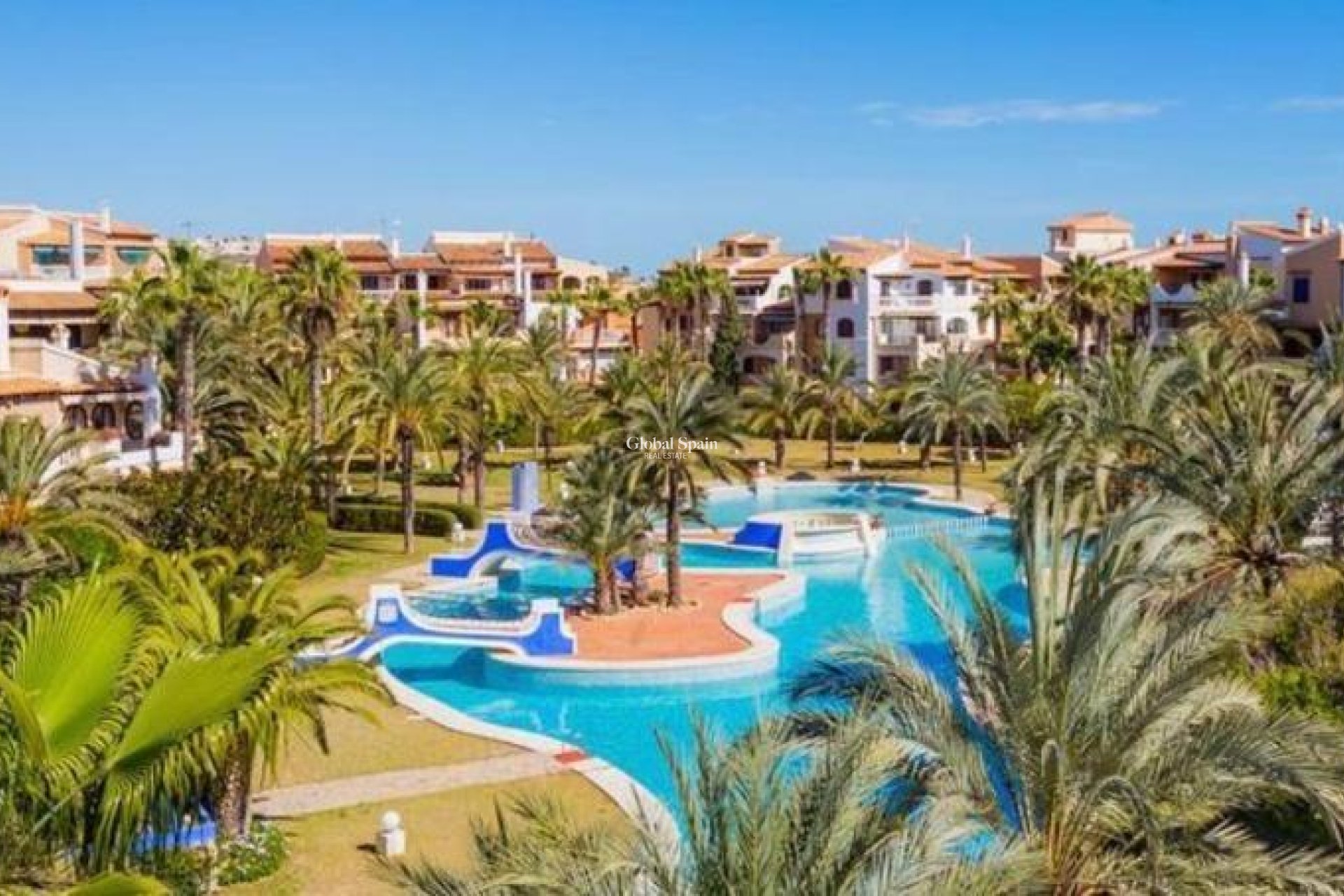 Odsprzedaż - PENTHOUSE -
TORREVIEJA - Los Frutales