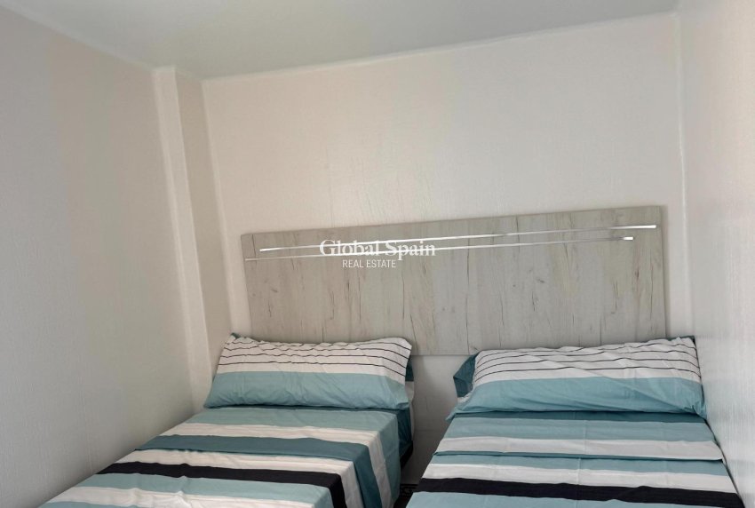 Odsprzedaż - PENTHOUSE -
TORREVIEJA - Los Frutales