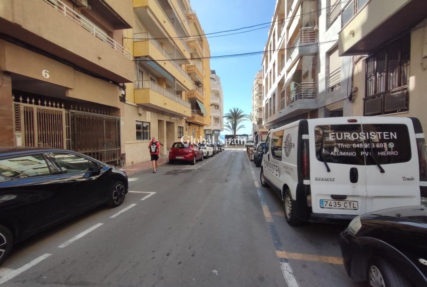 Odsprzedaż - PENTHOUSE -
TORREVIEJA - Paseo maritimo