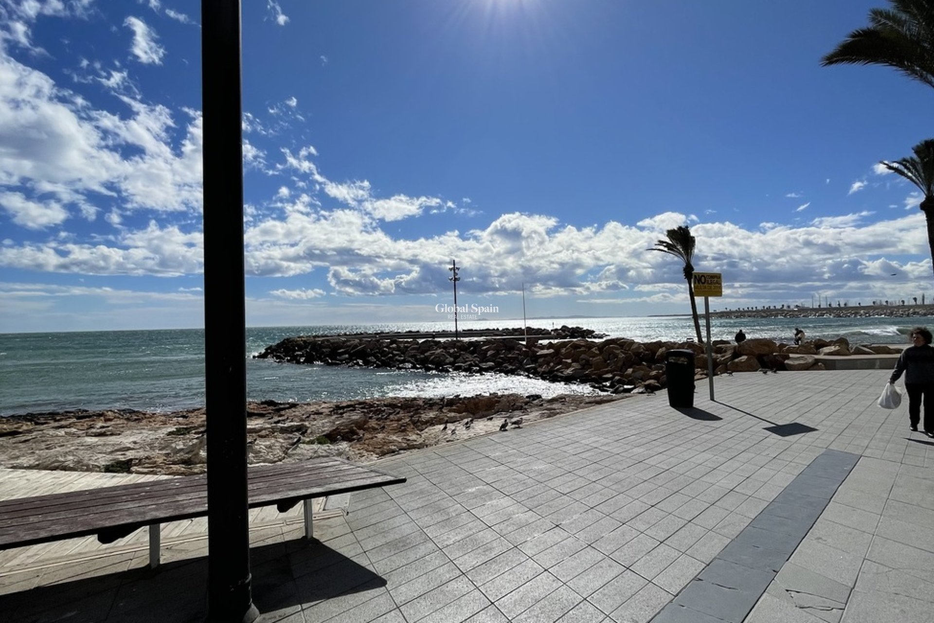 Odsprzedaż - PENTHOUSE -
TORREVIEJA - Playa de cura