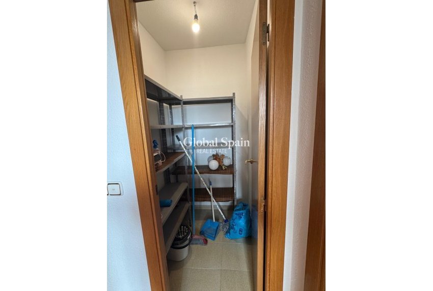 Odsprzedaż - PENTHOUSE -
TORREVIEJA - Playa de los Locos