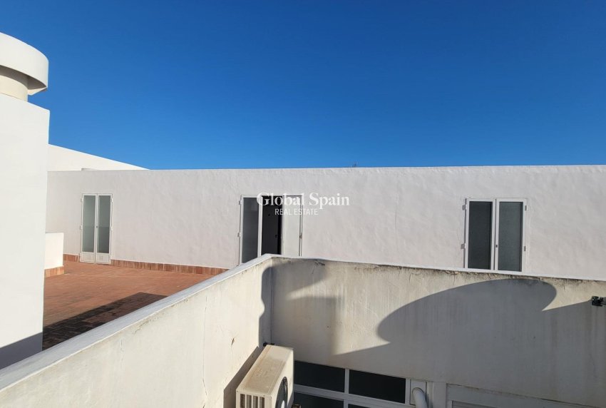 Odsprzedaż - PENTHOUSE -
TORREVIEJA - Playa de los Locos