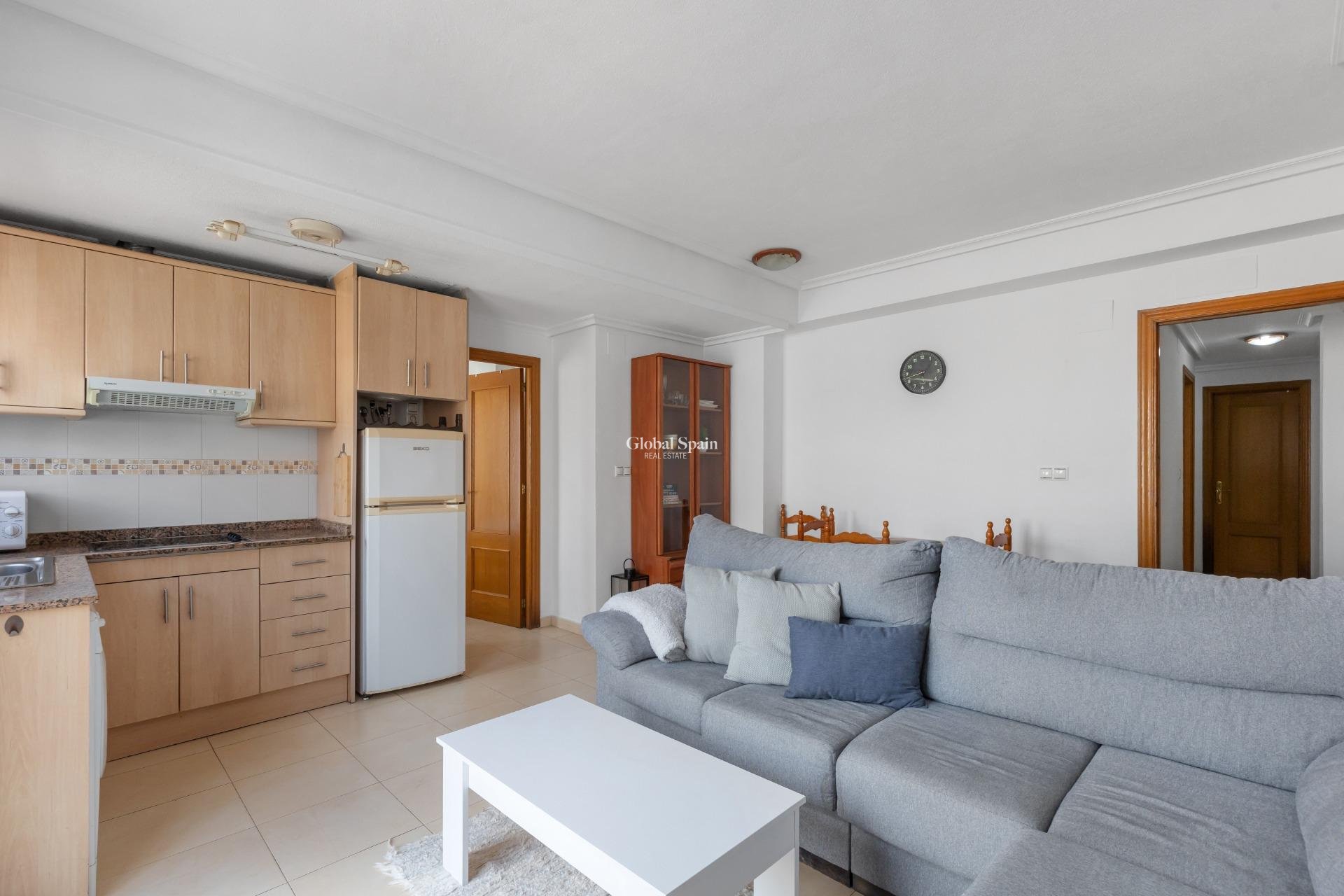 Odsprzedaż - PENTHOUSE -
TORREVIEJA - Playa de los locos