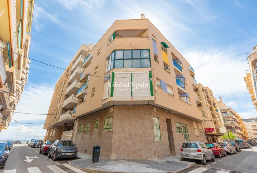 Odsprzedaż - PENTHOUSE -
TORREVIEJA - Playa de los locos