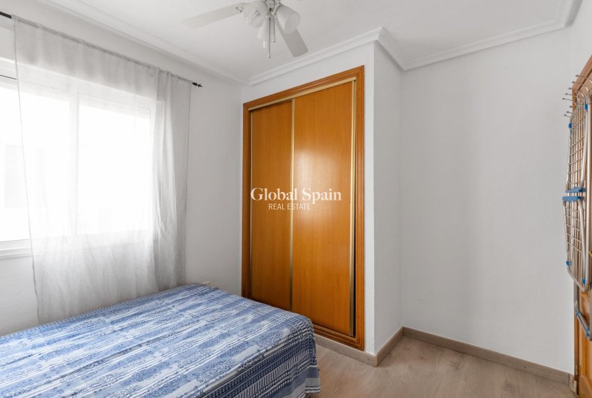 Odsprzedaż - PENTHOUSE -
TORREVIEJA - Playa de los locos