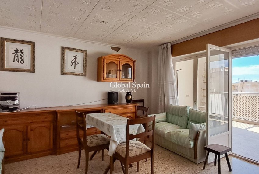 Odsprzedaż - PENTHOUSE -
TORREVIEJA - Playa De Los Náufragos