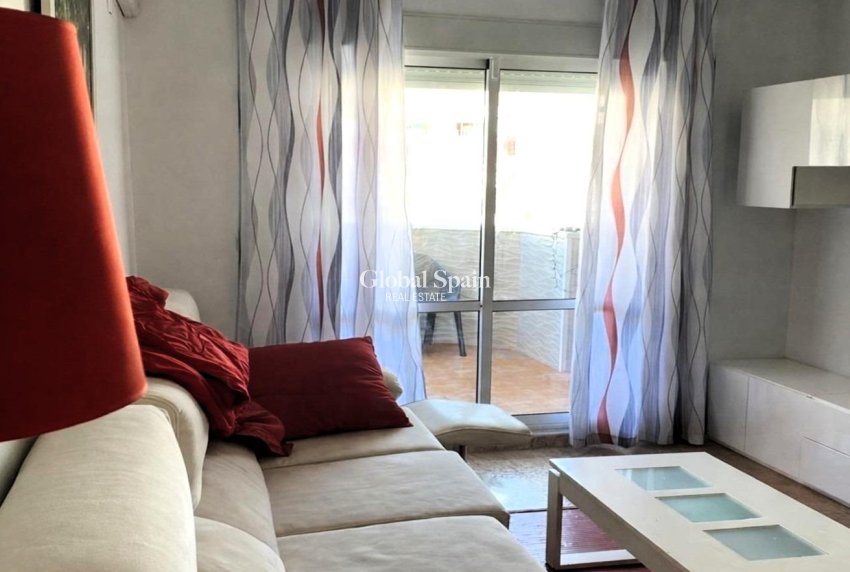 Odsprzedaż - PENTHOUSE -
TORREVIEJA - Playa del Cura
