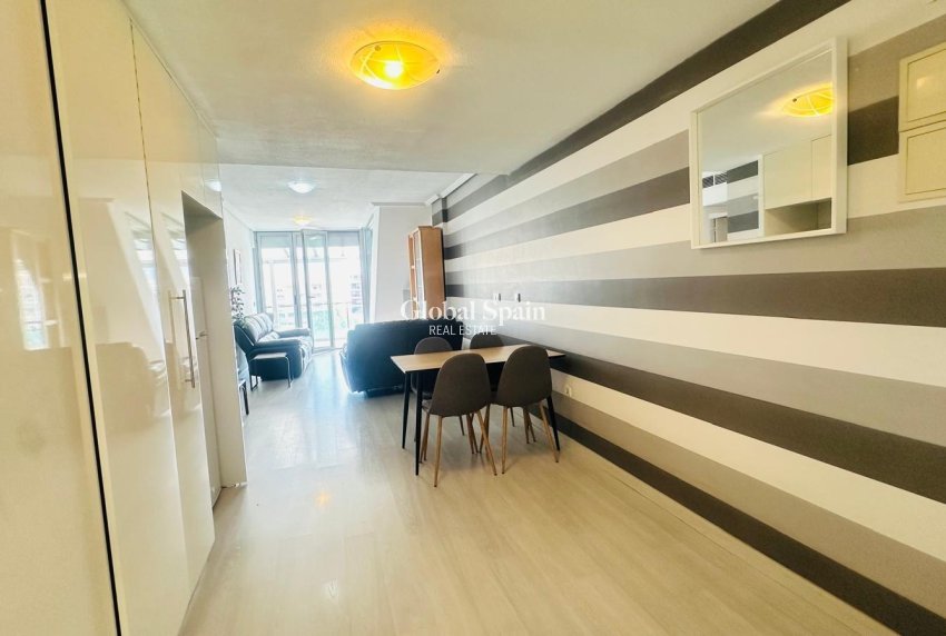 Odsprzedaż - PENTHOUSE -
TORREVIEJA - Playa del Cura