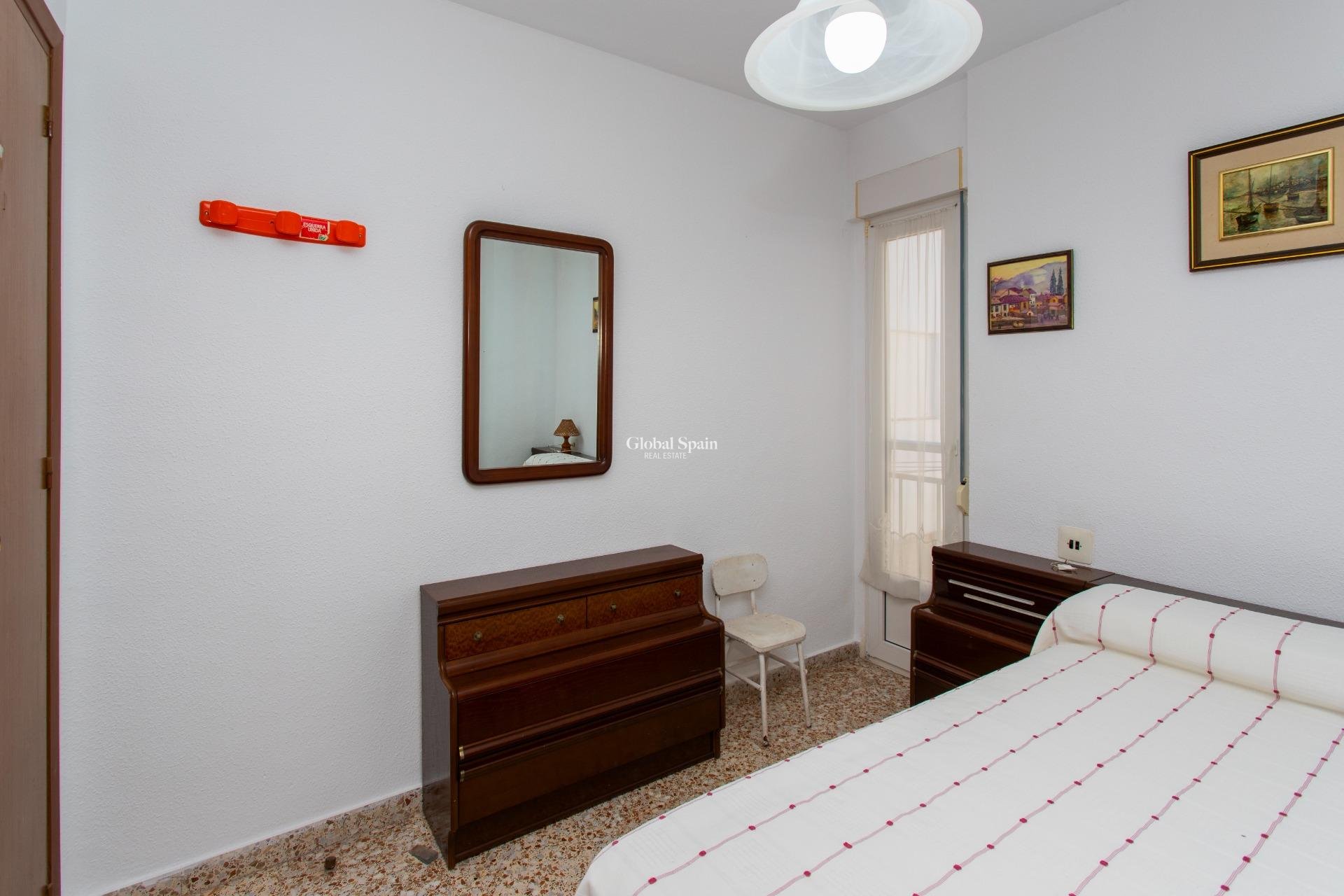 Odsprzedaż - PENTHOUSE -
TORREVIEJA - Playa del Cura