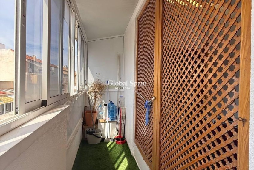 Odsprzedaż - PENTHOUSE -
TORREVIEJA - Playa del Cura