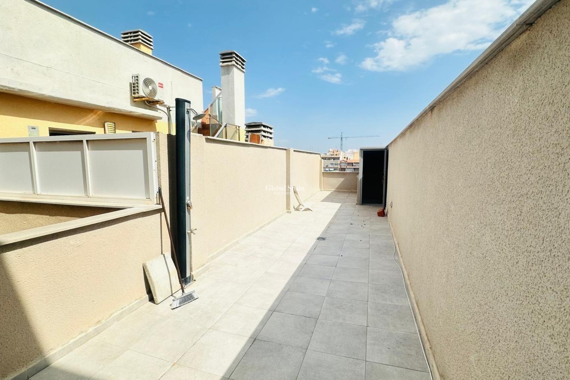 Odsprzedaż - PENTHOUSE -
TORREVIEJA - Playa del Cura