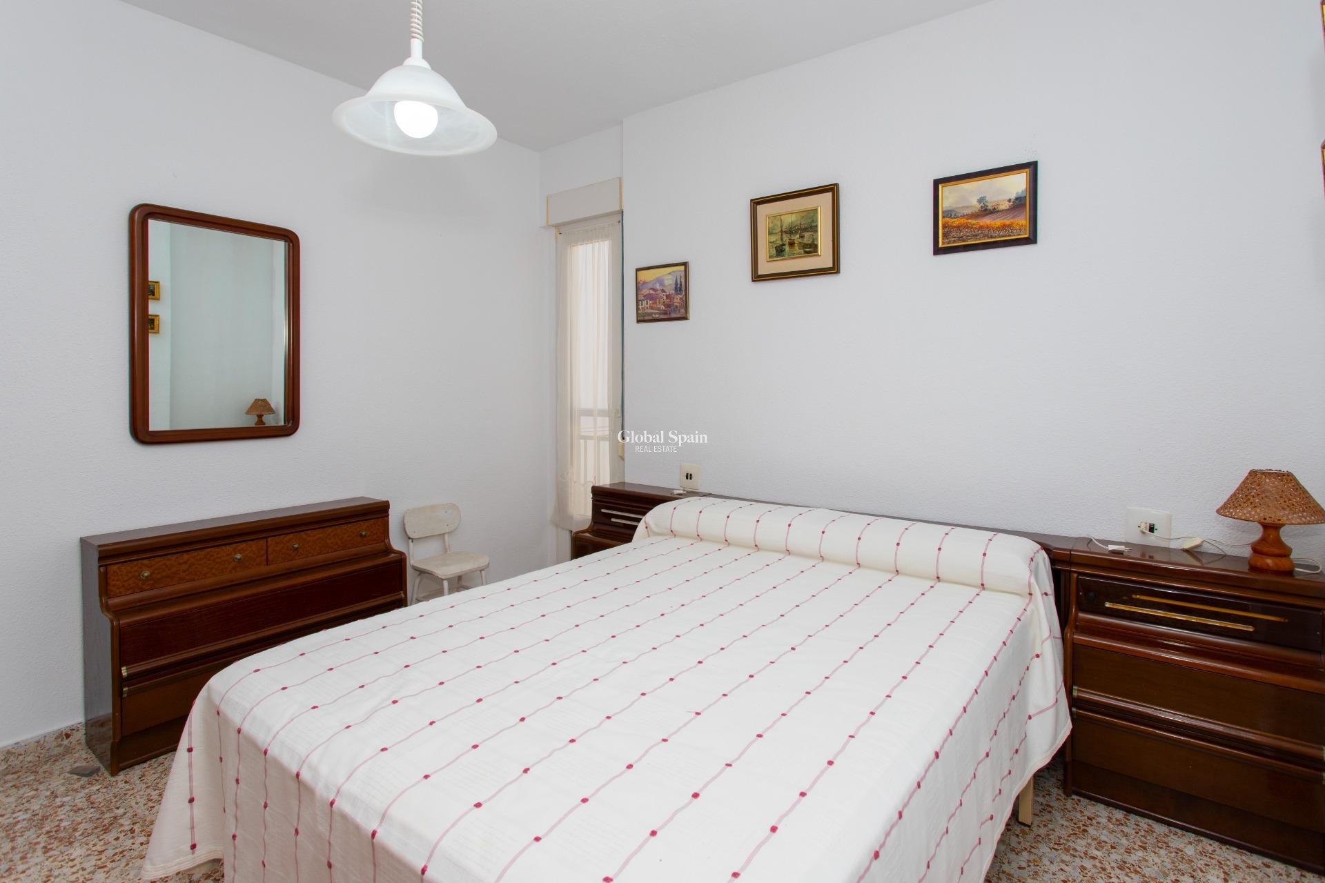 Odsprzedaż - PENTHOUSE -
TORREVIEJA - Playa del Cura