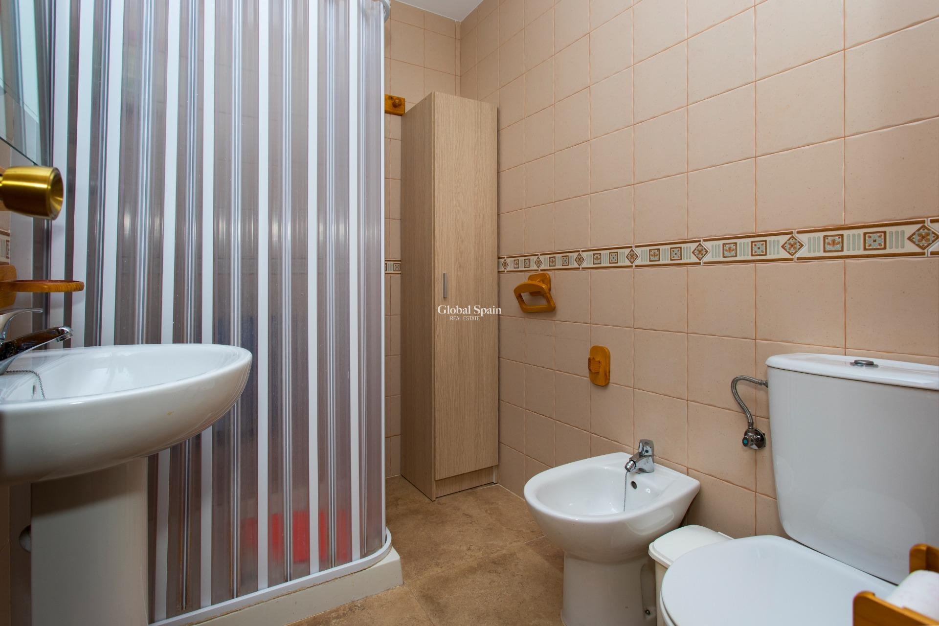 Odsprzedaż - PENTHOUSE -
TORREVIEJA - Playa del Cura