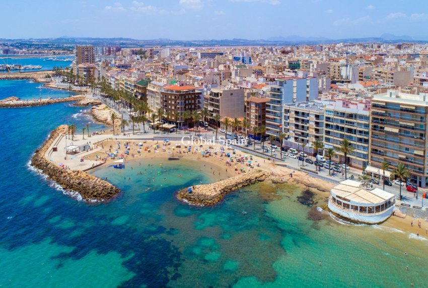 Odsprzedaż - PENTHOUSE -
TORREVIEJA - Playa del Cura