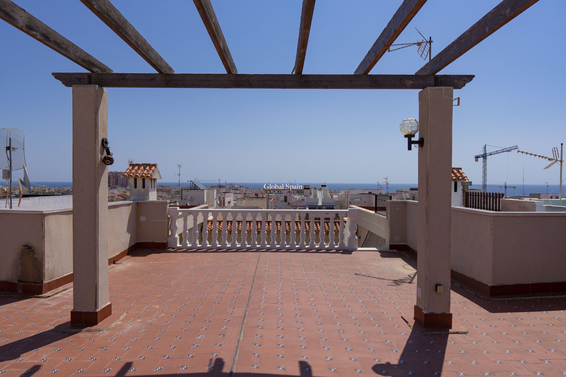 Odsprzedaż - PENTHOUSE -
TORREVIEJA - Playa del Cura