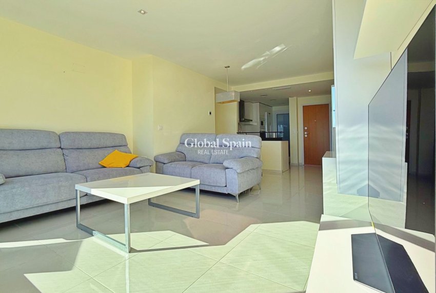 Odsprzedaż - PENTHOUSE -
TORREVIEJA - Punta Prima