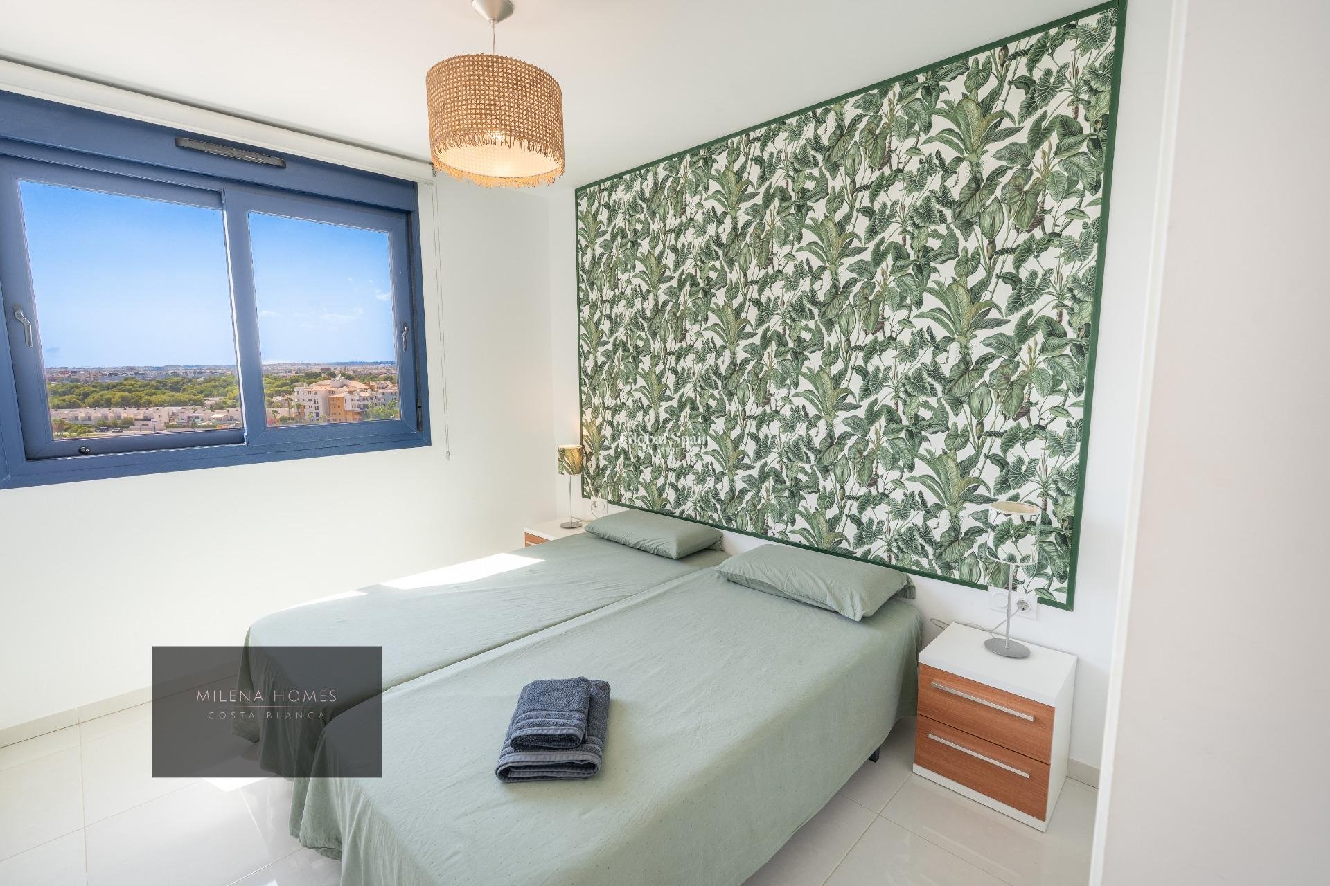 Odsprzedaż - PENTHOUSE -
TORREVIEJA - Punta Prima