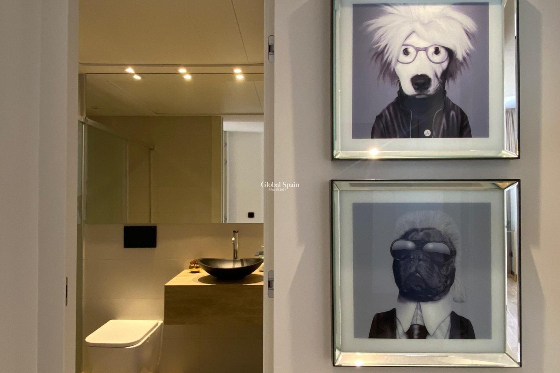 Odsprzedaż - PENTHOUSE -
TORREVIEJA - Punta Prima