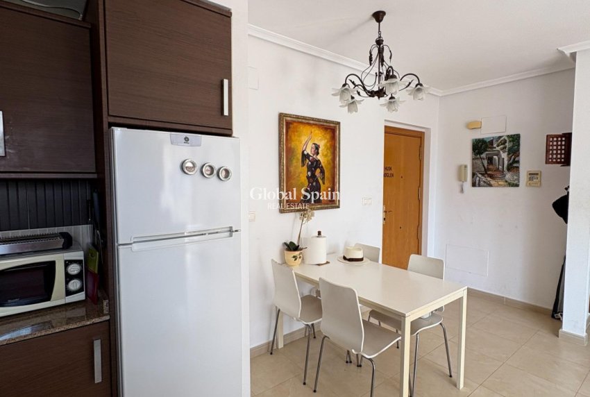 Odsprzedaż - PENTHOUSE -
TORREVIEJA - Punta Prima