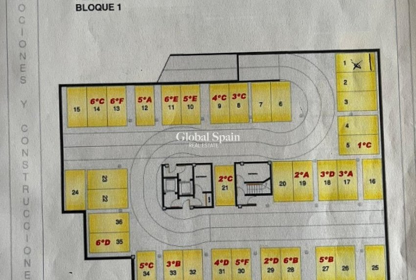 Odsprzedaż - PENTHOUSE -
TORREVIEJA - Punta Prima