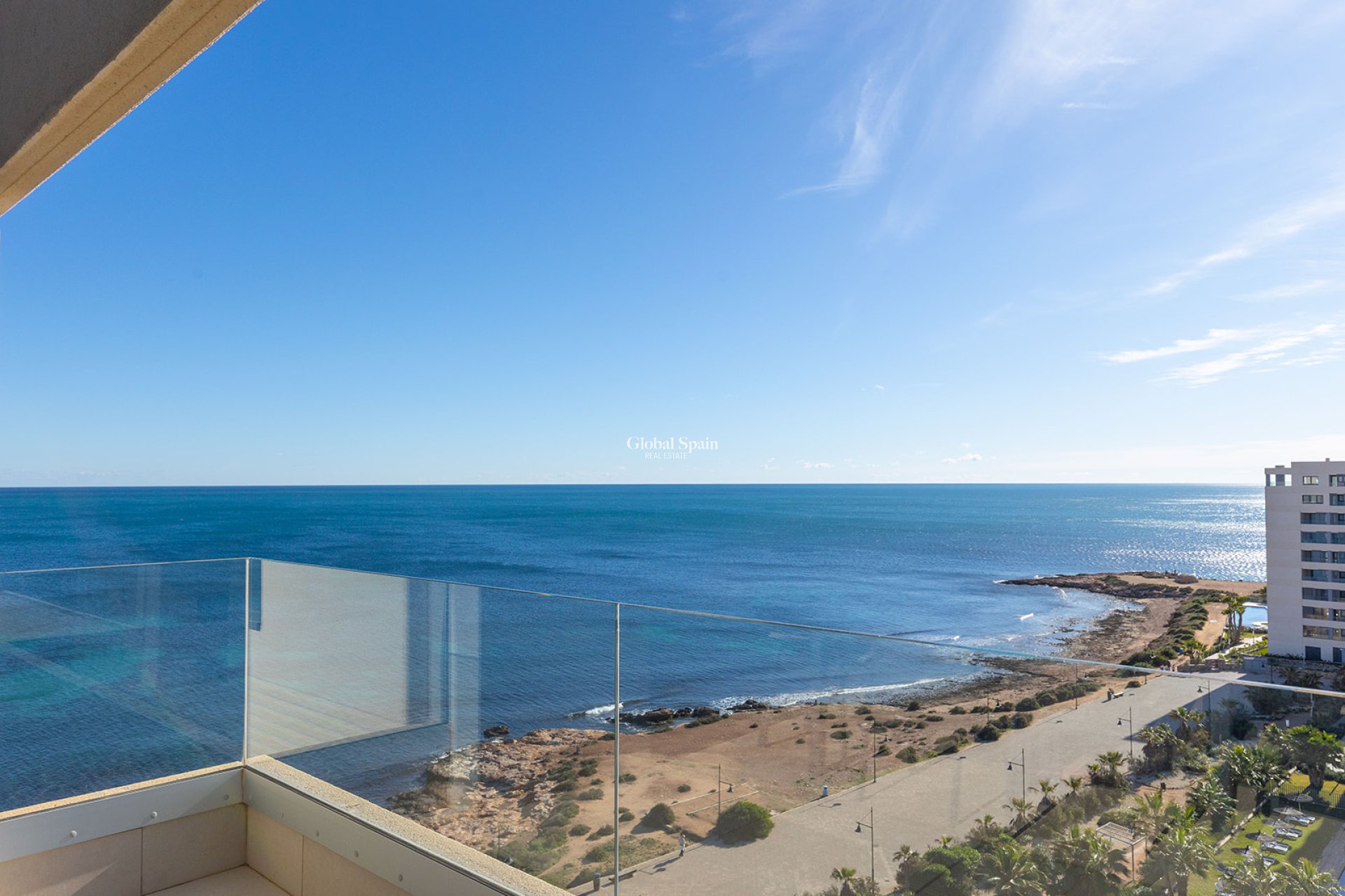 Odsprzedaż - PENTHOUSE -
TORREVIEJA - Punta Prima
