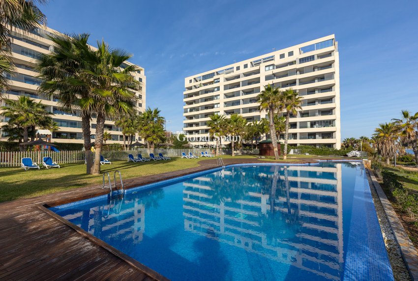 Odsprzedaż - PENTHOUSE -
TORREVIEJA - Punta Prima