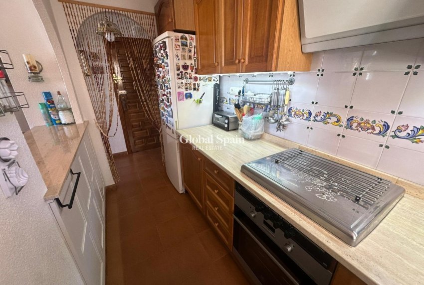 Odsprzedaż - PENTHOUSE -
TORREVIEJA - Torre la mata