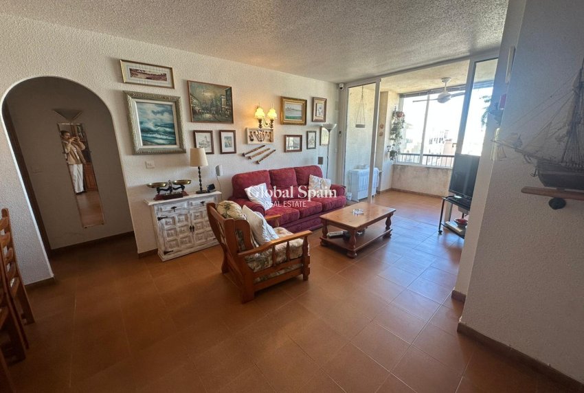 Odsprzedaż - PENTHOUSE -
TORREVIEJA - Torre la mata