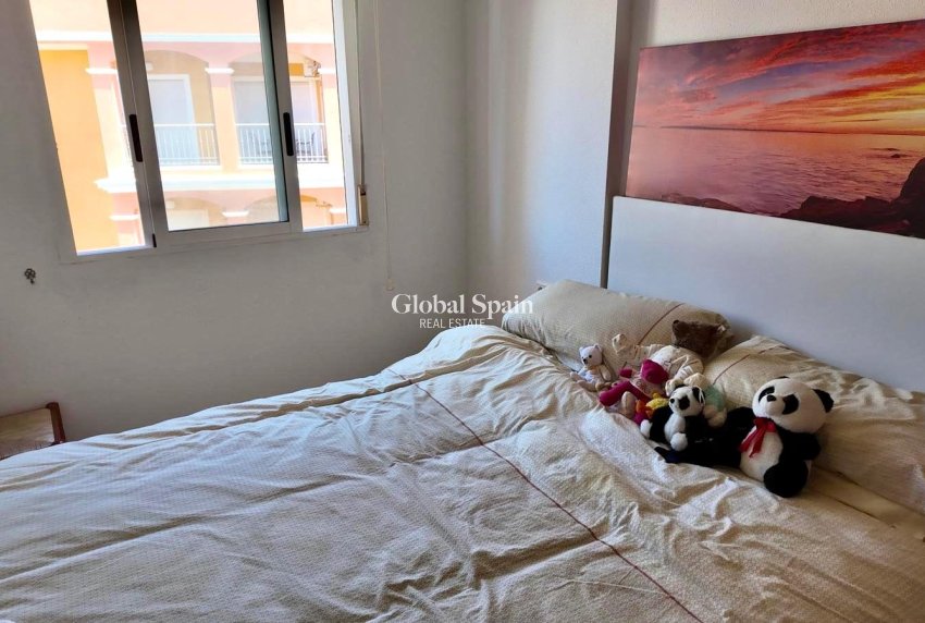 Odsprzedaż - PENTHOUSE -
TORREVIEJA - Torreblanca