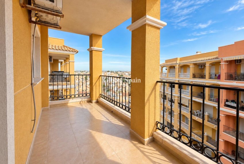 Odsprzedaż - PENTHOUSE -
TORREVIEJA - Torreblanca