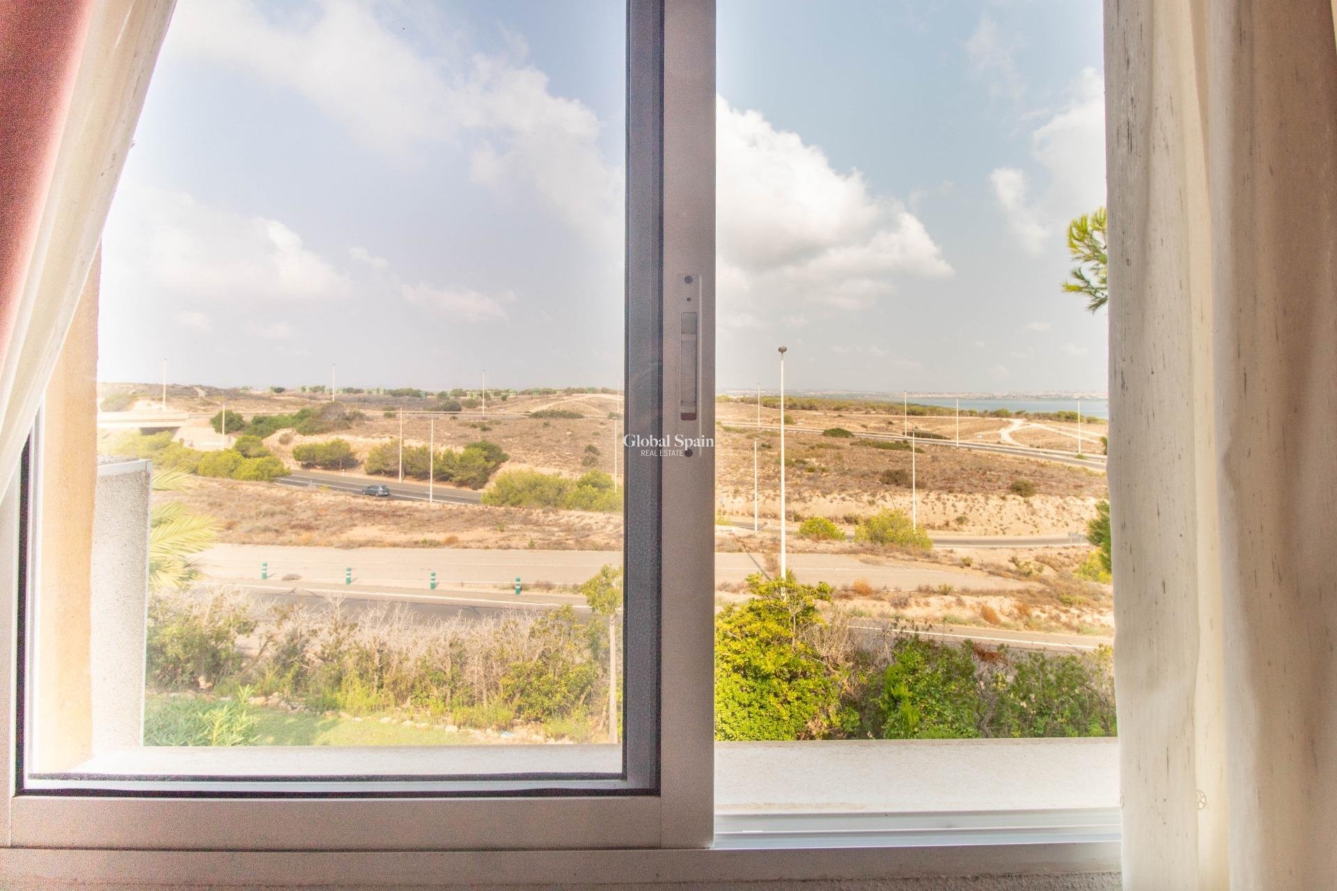 Odsprzedaż - PENTHOUSE -
TORREVIEJA - Torreblanca