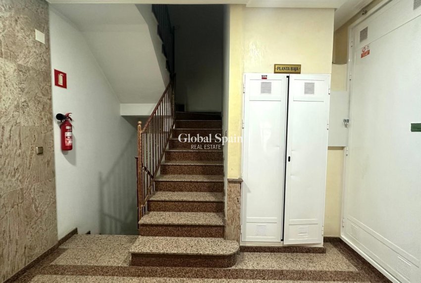 Odsprzedaż - PENTHOUSE -
TORREVIEJA - Torrevieja