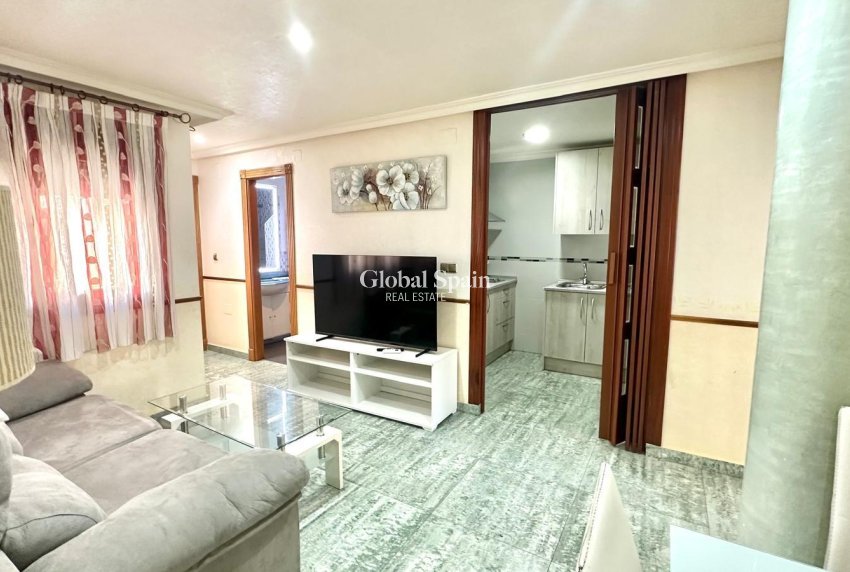 Odsprzedaż - PENTHOUSE -
TORREVIEJA - Torrevieja