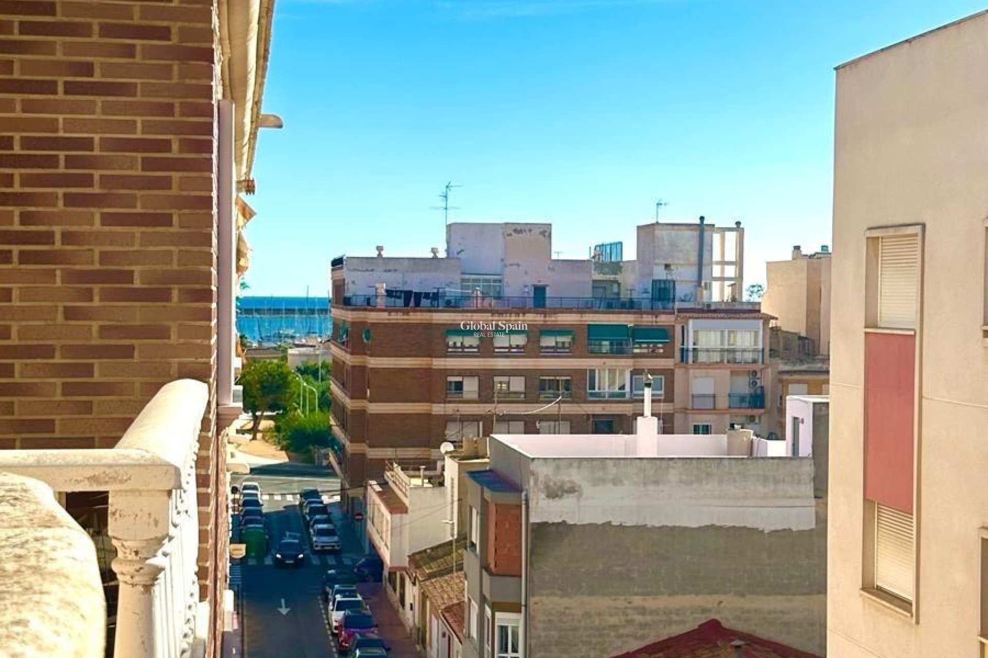 Odsprzedaż - PENTHOUSE -
TORREVIEJA - Torrevieja
