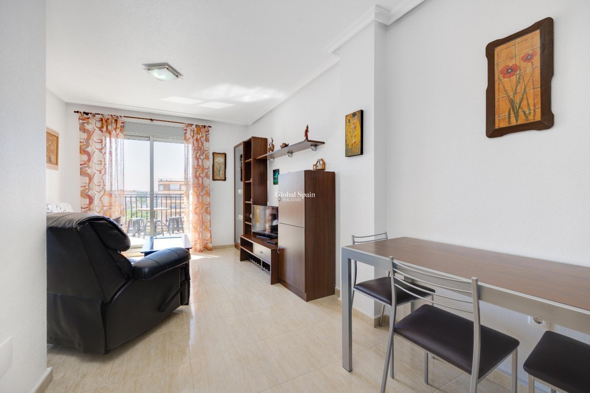 Odsprzedaż - PENTHOUSE -
TORREVIEJA - Torrevieja