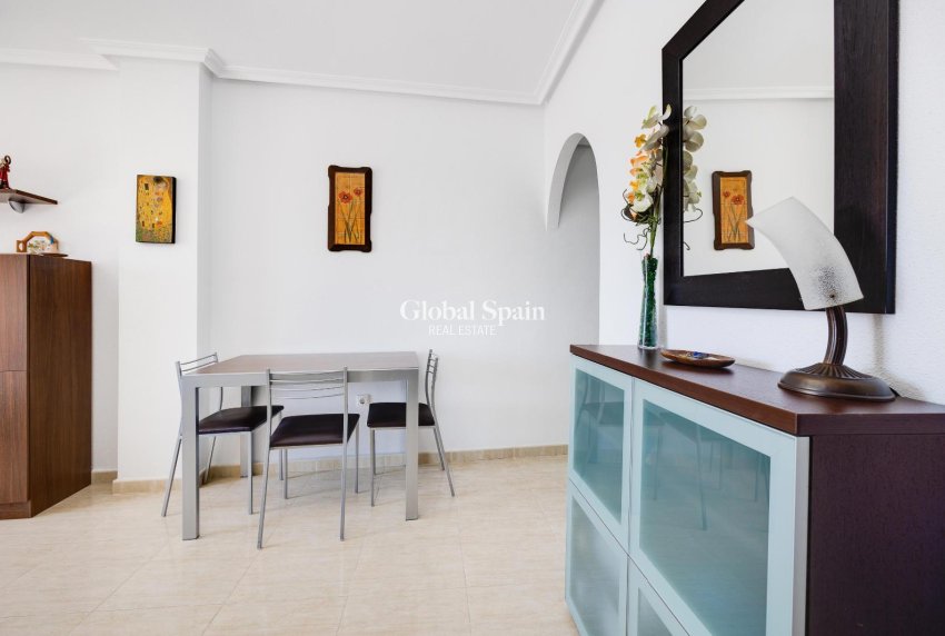 Odsprzedaż - PENTHOUSE -
TORREVIEJA - Torrevieja