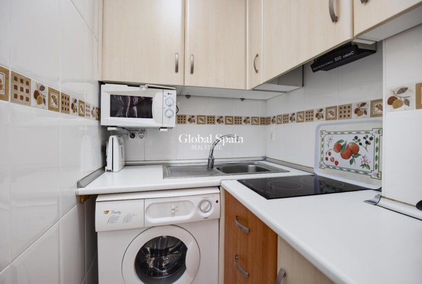 Odsprzedaż - PENTHOUSE -
TORREVIEJA - Torrevieja