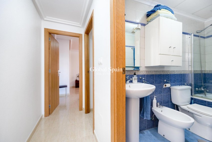 Odsprzedaż - PENTHOUSE -
TORREVIEJA - Torrevieja