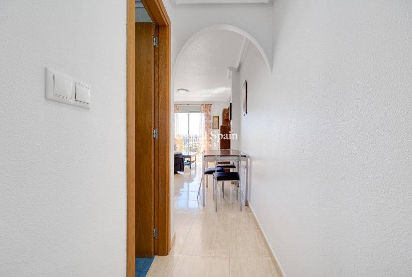 Odsprzedaż - PENTHOUSE -
TORREVIEJA - Torrevieja