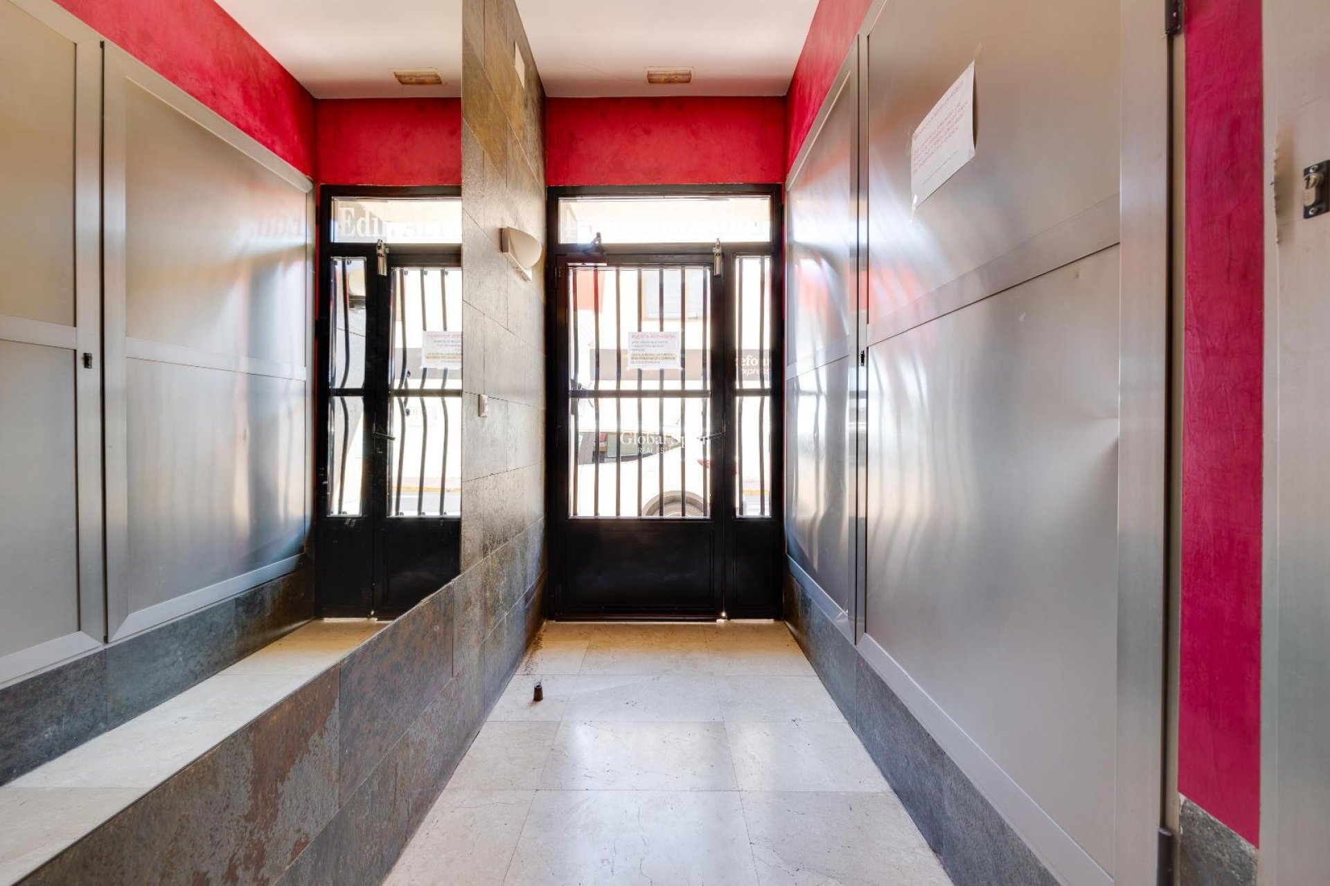 Odsprzedaż - PENTHOUSE -
TORREVIEJA - Torrevieja