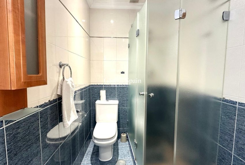 Odsprzedaż - PENTHOUSE -
TORREVIEJA - Torrevieja